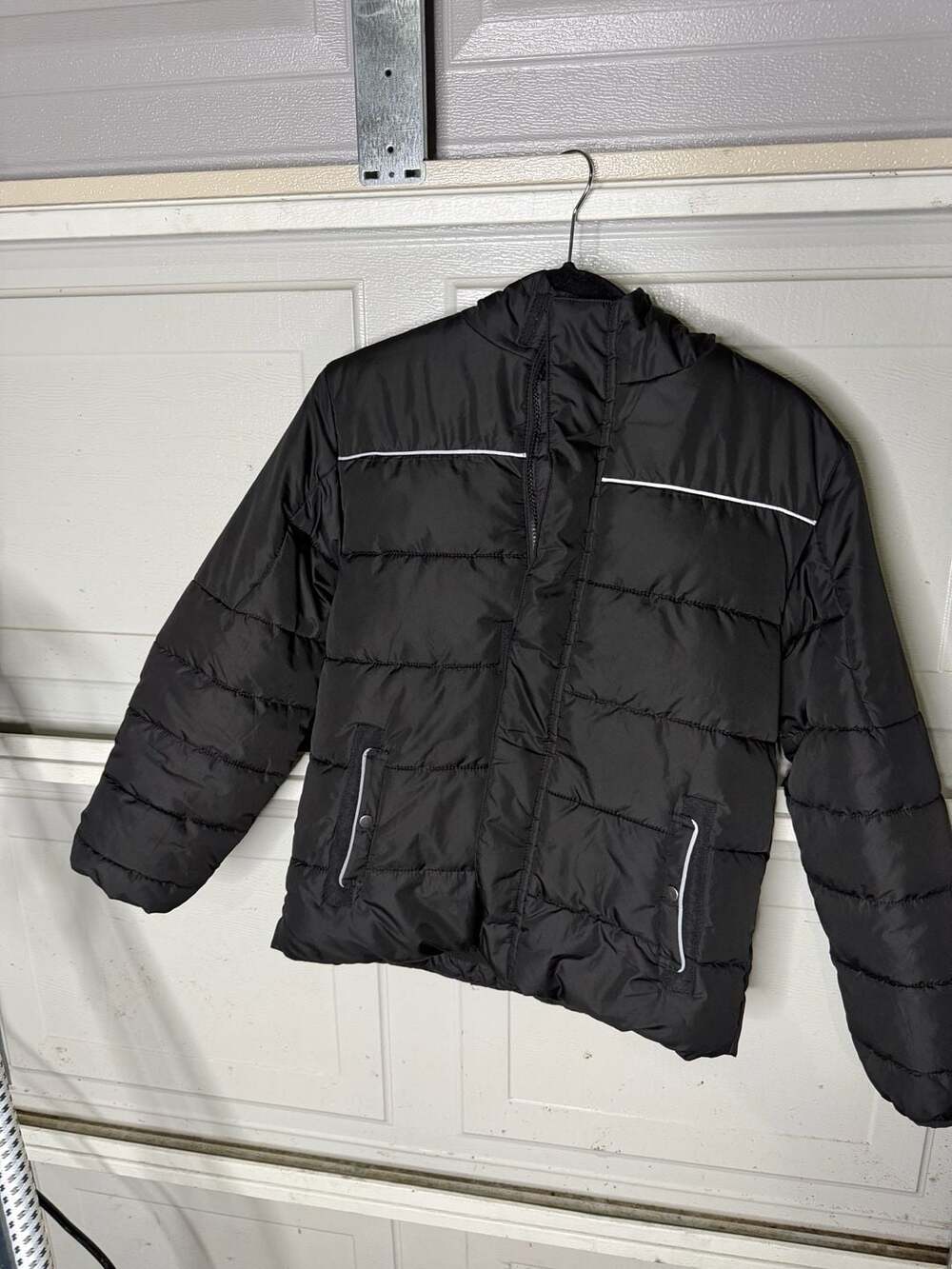 Swiss Tech Black Puffer Jacket Size L (12-14) Hooded Full Zip